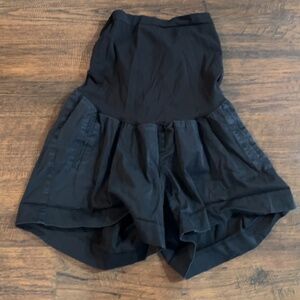 Motherhood maternity black shorts